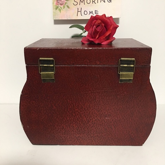 HOME GOODS CHEST BOX WITH LID 8 1/4” H X 10 3/4” W - Picture 4 of 8